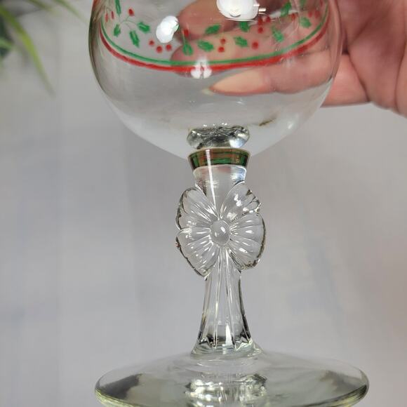 2 Vintage Arby's Holly Berries Christmas Collection Water Goblets, Bow Stem - Picture 3 of 6